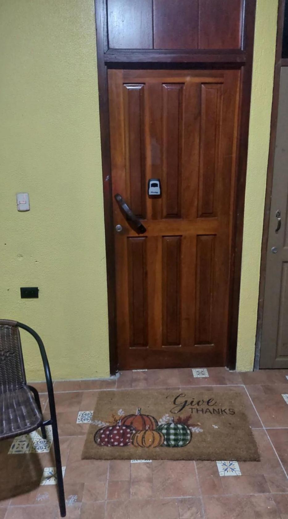 Casa Berta Apartment Puerto Viejo de Talamanca Екстериор снимка